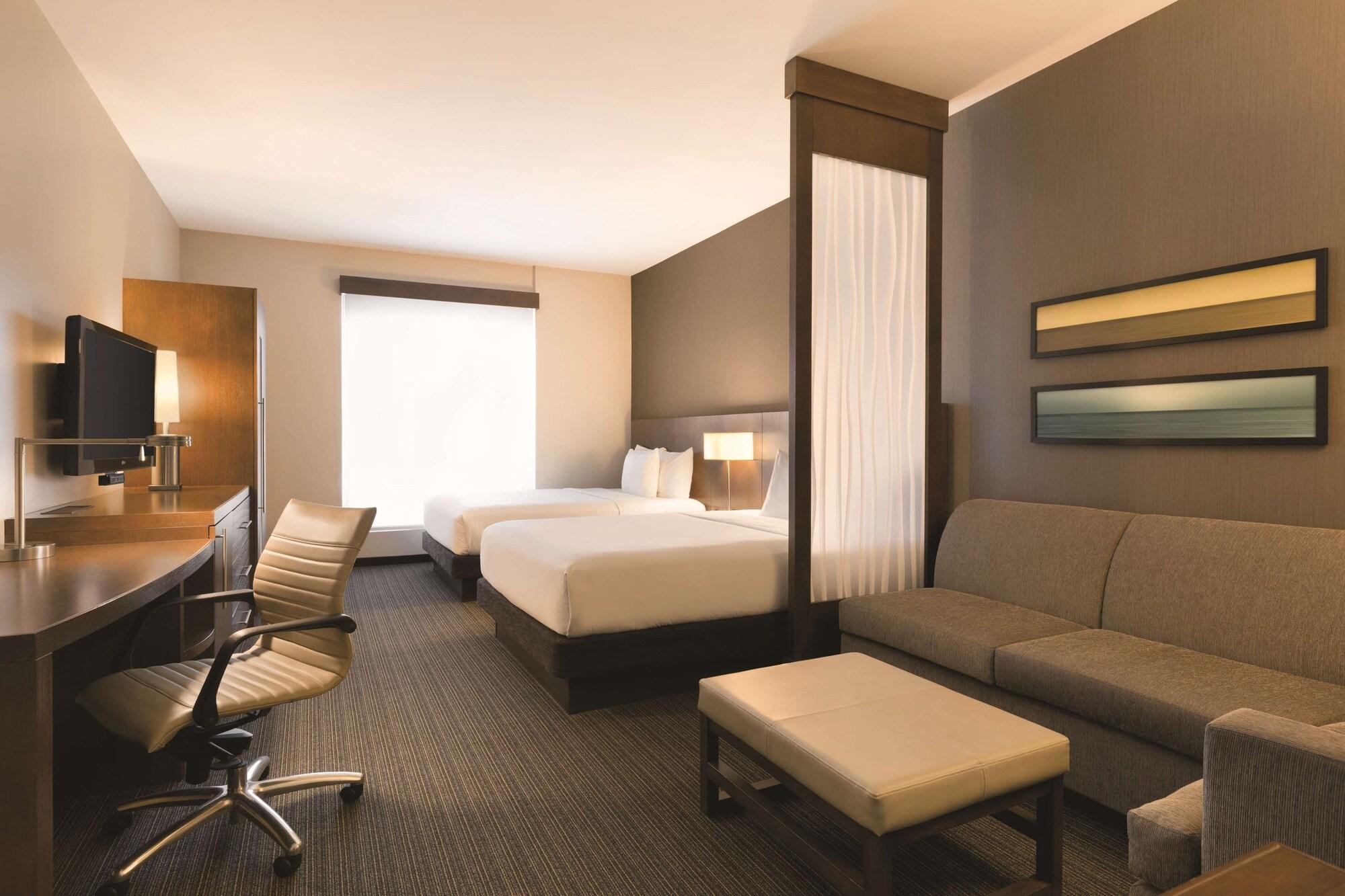 Hotel Marinn Place Financial District 4*