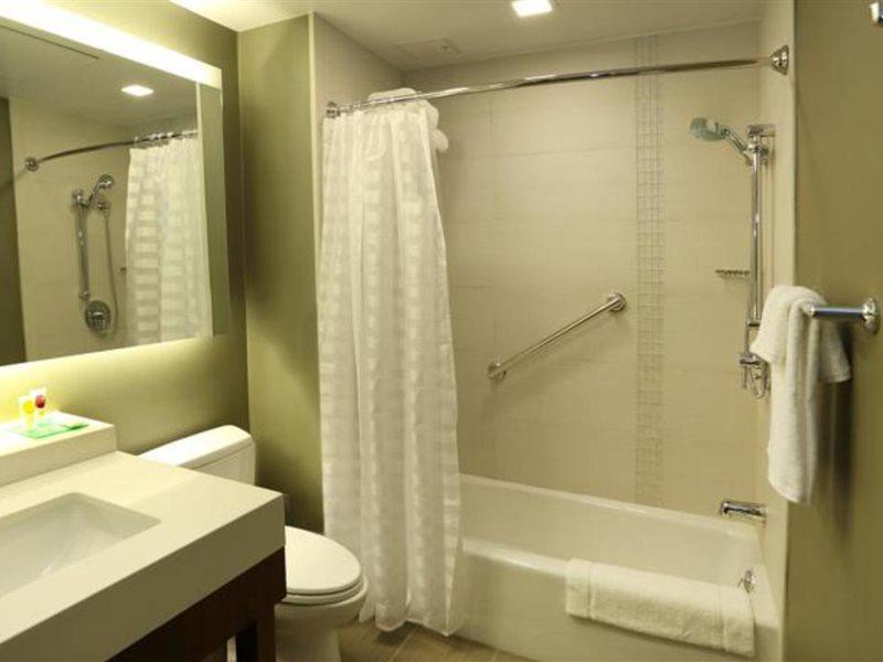 Hotel Marinn Place Financial District 4*